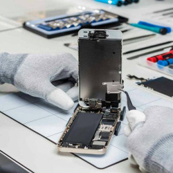 Join Phone repairs group 1 WhatsApp Group