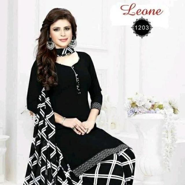 Join Women's suits & kurte 👗 WhatsApp Group